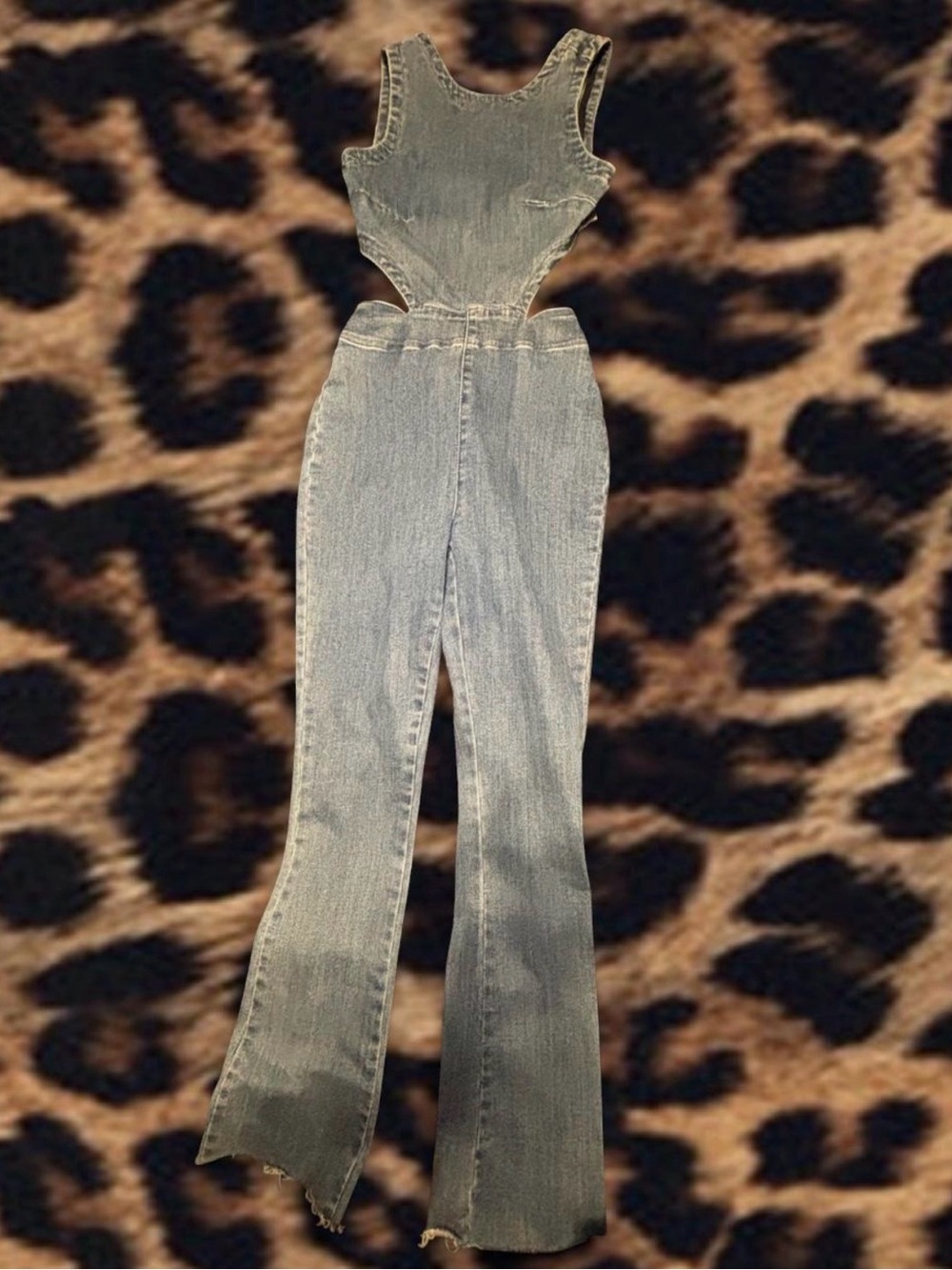 Urban outfitters Cutout High-Waist Flare Jeans - Light Blue Denim